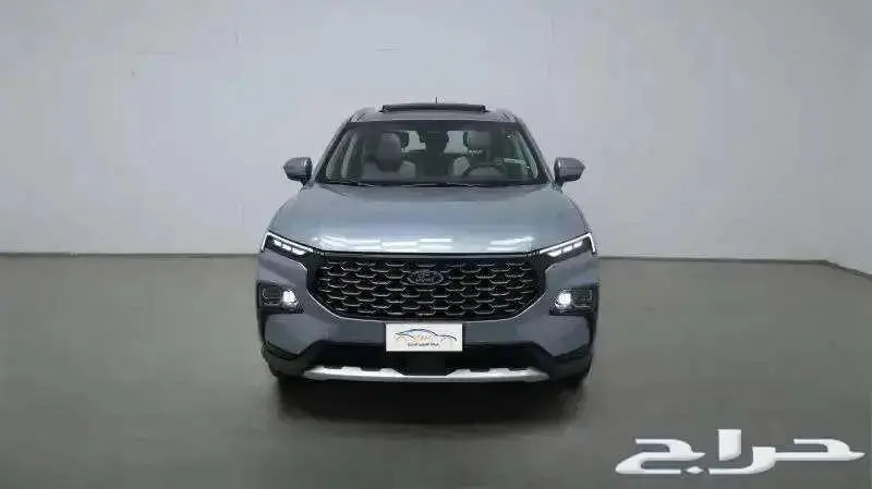 فورد تيريتوري تيتانيوم 2025